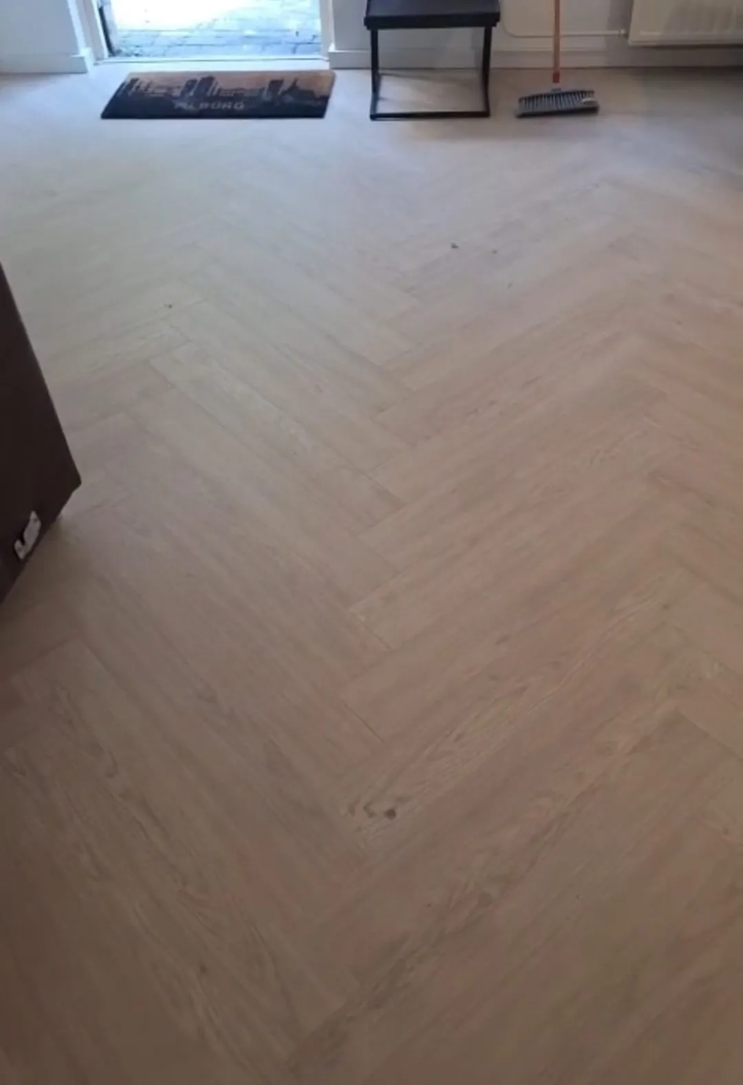 QA Renovatie: PVC visgraat woonkamer
