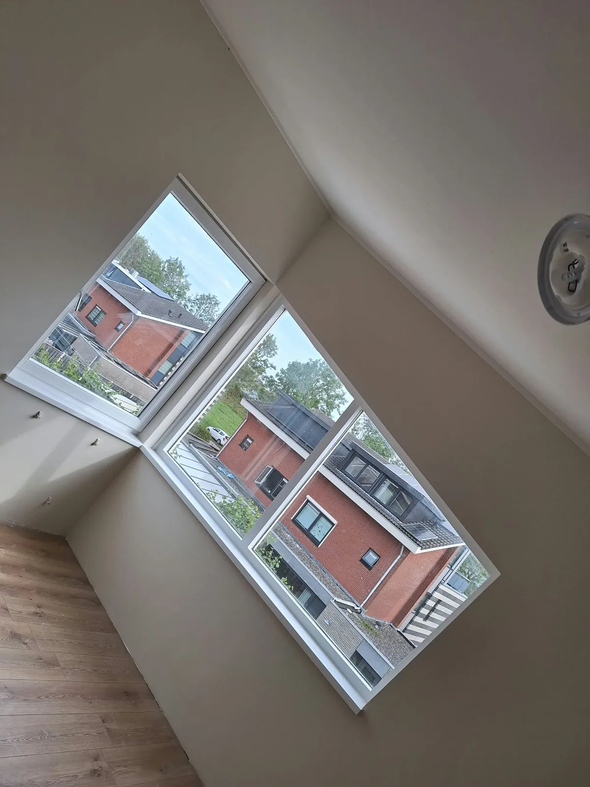 QA Renovatie: stucwerk schilderwerk dakkapel